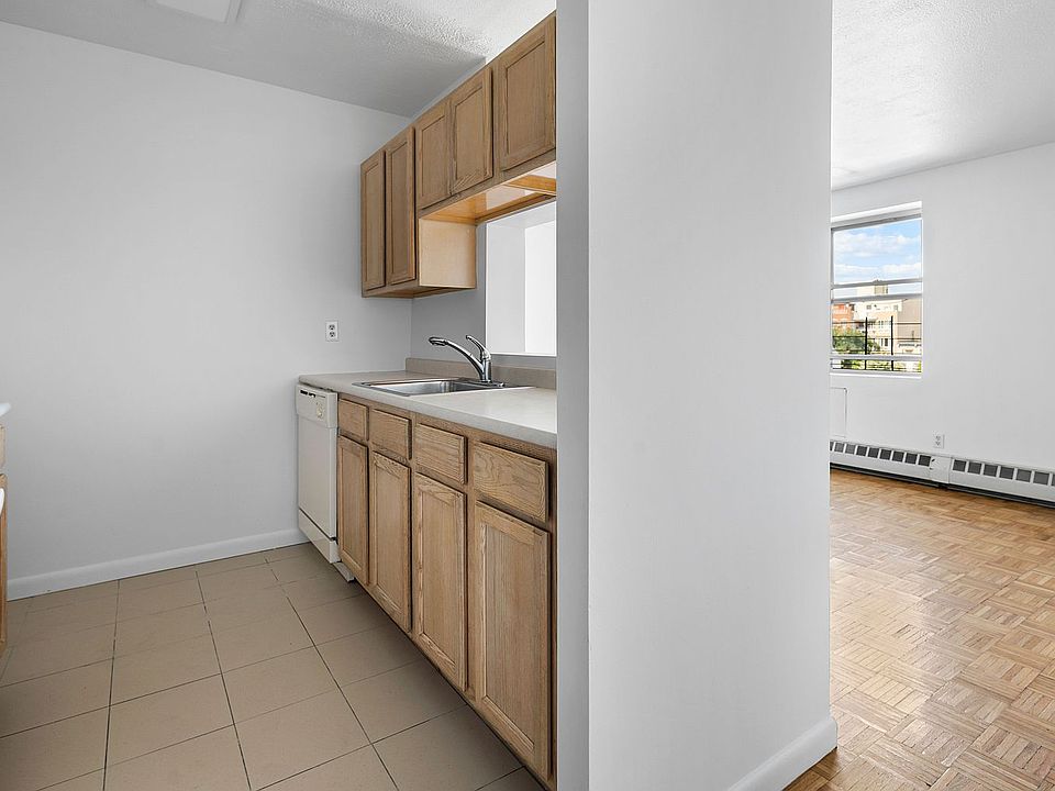 1st image of 287 Prospect Ave APT 3A
