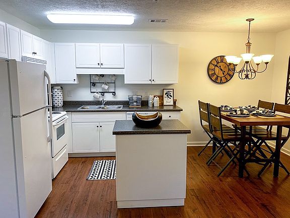 4th image of 3401 Helena Springs Ln #3106-H