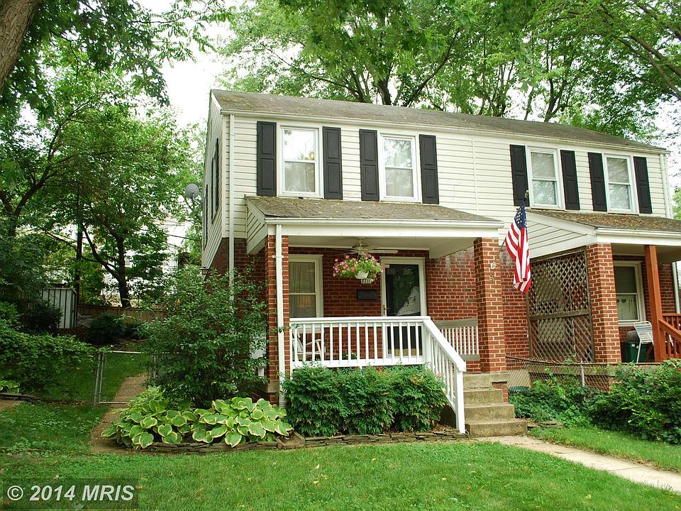 1st image of 2711 Farnsworth Dr