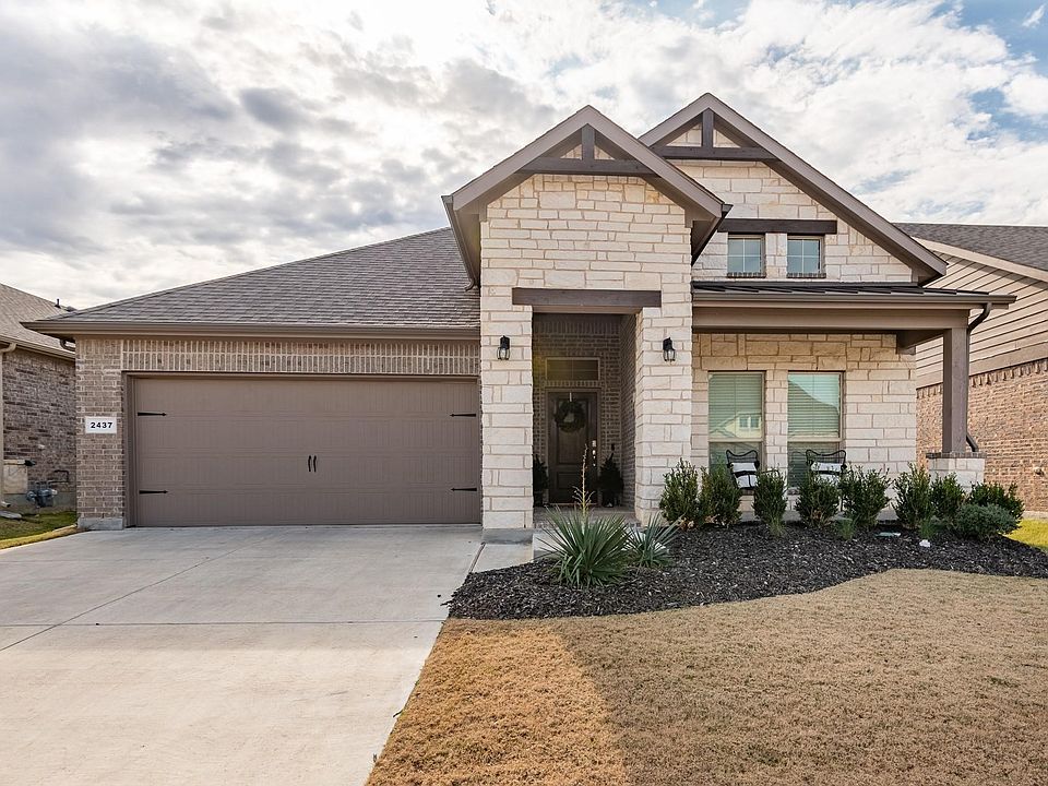 1st image of 2437 Rooster Ln