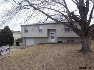 955 N 5th Ave, Springfield, NE 68059