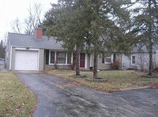 438 W Meadow Ave, Lombard, IL