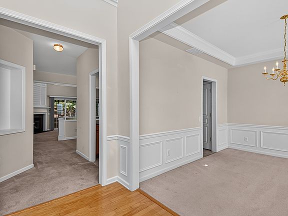 4th image of 8932 Elrose Pl