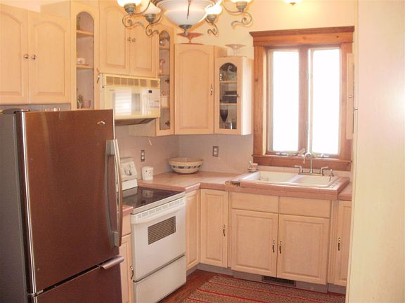 4th image of 549 Sunnyside Dr