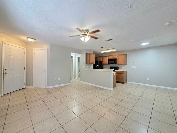 3rd image of 951 Salt Pond Pl Unit 201