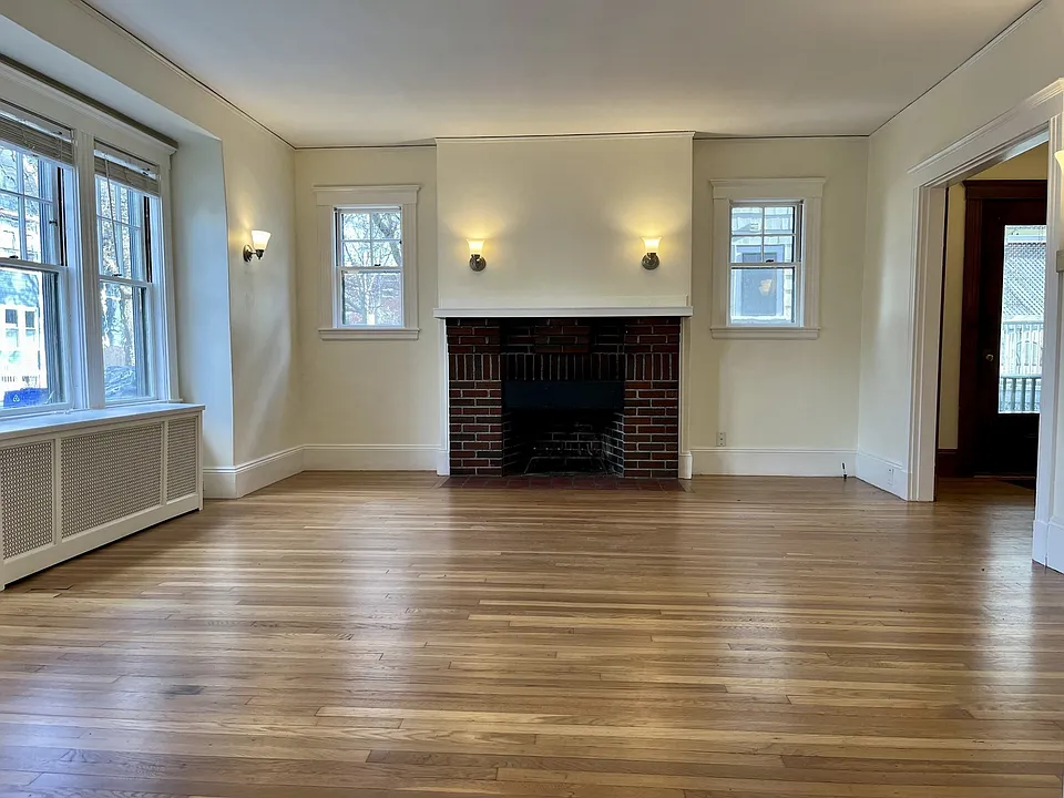 32 Goodrich Rd #1
