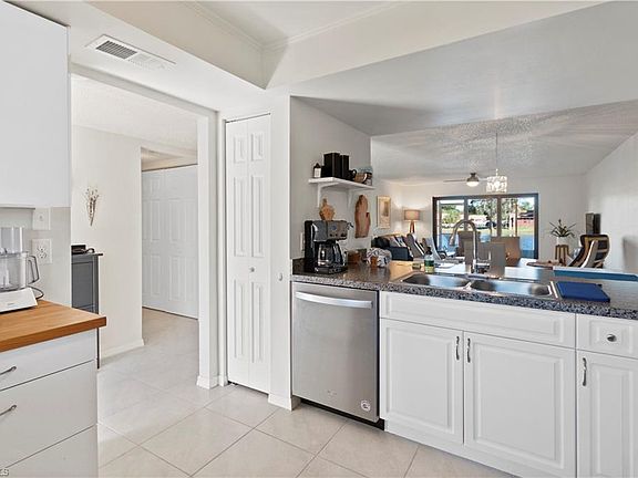 3rd image of 17425 Birchwood Ln APT 3