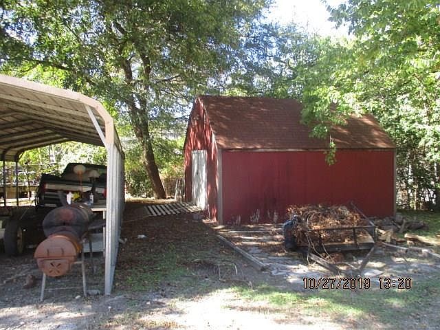 2nd image of 1301 Arbor Vitae Ave