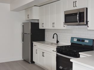 705 31st St #703, Oakland, CA 94609