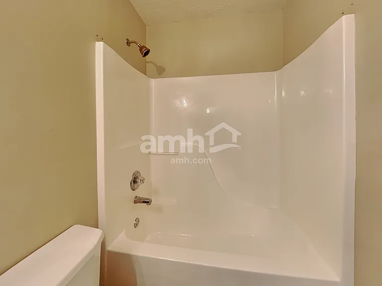 311 Barberry Pl — Photo 16