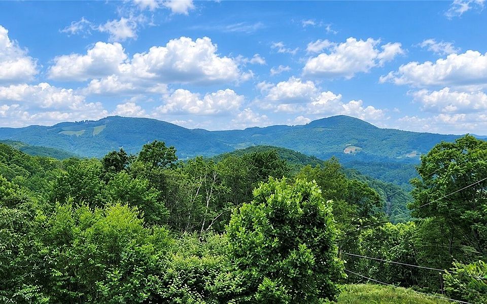 1st image of 336 Farview Lane