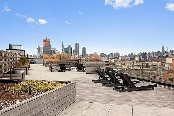 Rented by REAL New York | media 18