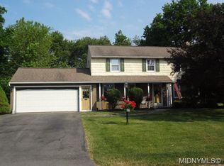 8 Cambridge Rd, Whitesboro, NY 13492