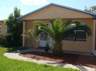 1288 Orangeview Ln, Holiday, FL 34691