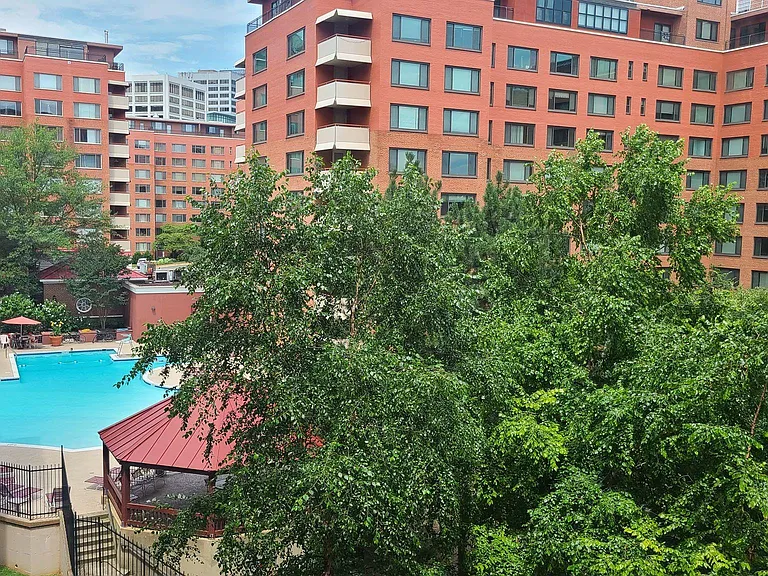 1011 Arlington Blvd #514 — Photo 14