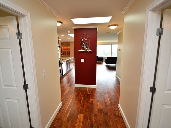 3rd image of 3201 Pacific Ave Unit 1203