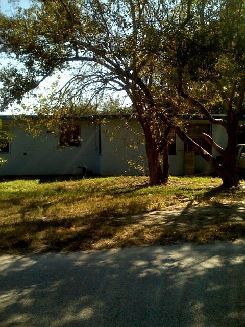 2nd image of 552 Fairmount Rd