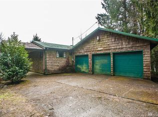 94 Lakeview Dr, Amanda Park, WA 98526