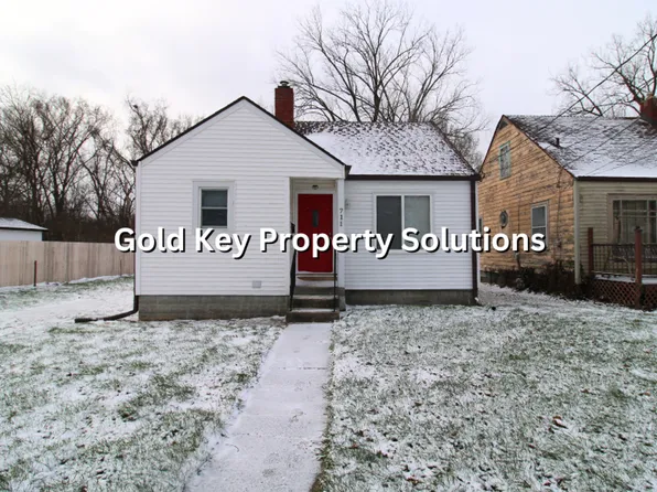 711 W 24th St, Anderson, IN 46016