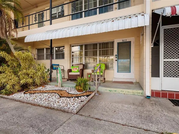 4143 56th St N APT 903, Kenneth City, FL 33709