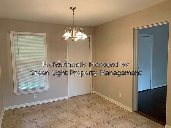 3rd image of 3009 Ash Park Dr