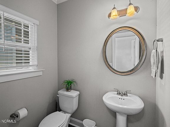 5th image of 1828 Fox Den Way #4