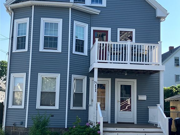 4th image of 5 1/2 Rear Buffum St #3
