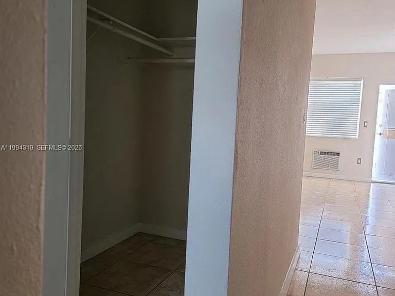 620 76th St #11 — Photo 5