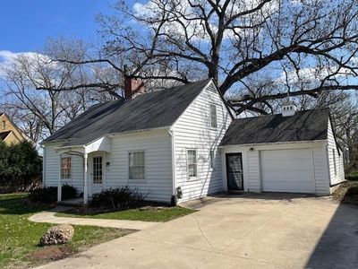 127 Grove St, Iowa City, IA, 52246