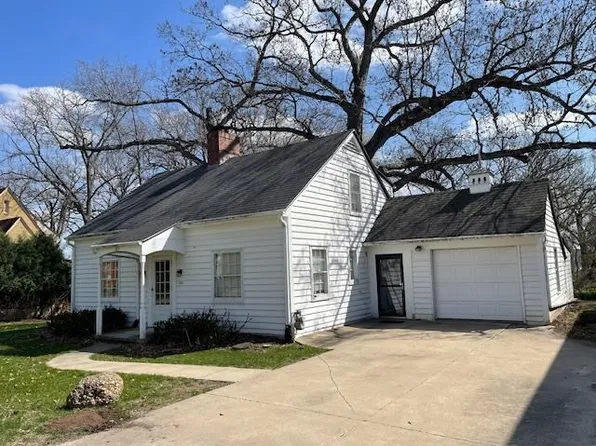 127 Grove St, Iowa City, IA 52246