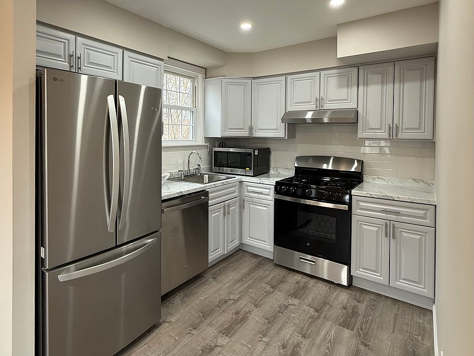 1st image of 107 Alnus Pl Floor 1