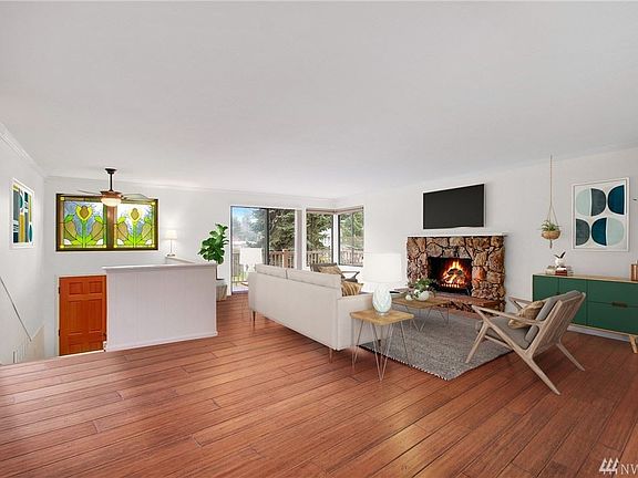 4th image of 12233 SE 64th Pl