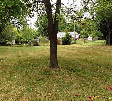 3rd image of 255 E Skyline Dr