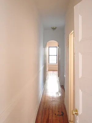 Rented by B.Belinda Realty LLC. | media 1