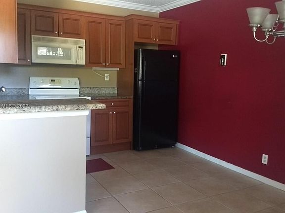 3rd image of 11498 NW 43rd St #11498