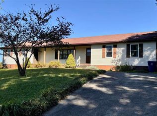 320 Hayes Cemetery Rd, Greensburg, KY 42743