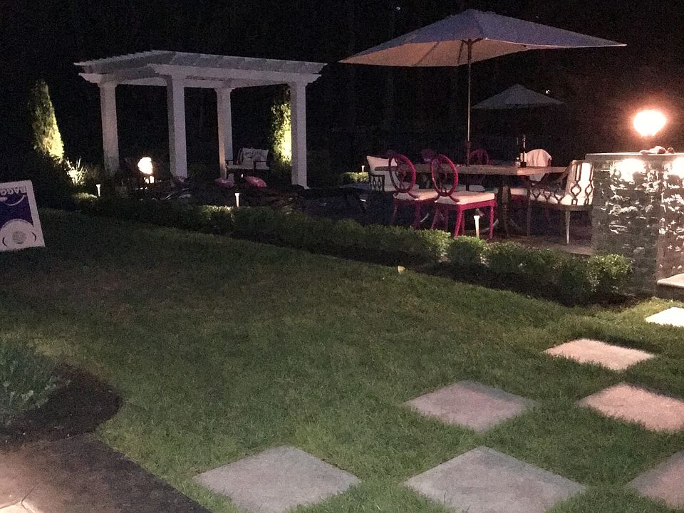 2nd image of 27 Course Brook Rd