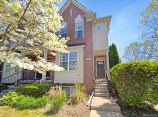 850 Superior Pkwy UNIT 281, Westland, MI 48185