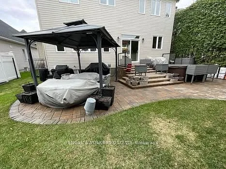 29 Franklin Cathcart Cres — Photo 21