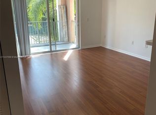 12154 Saint Andrews Pl APT 207, Hollywood, FL 33025