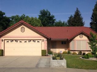 366 Temperance Ave, Clovis, CA 93611