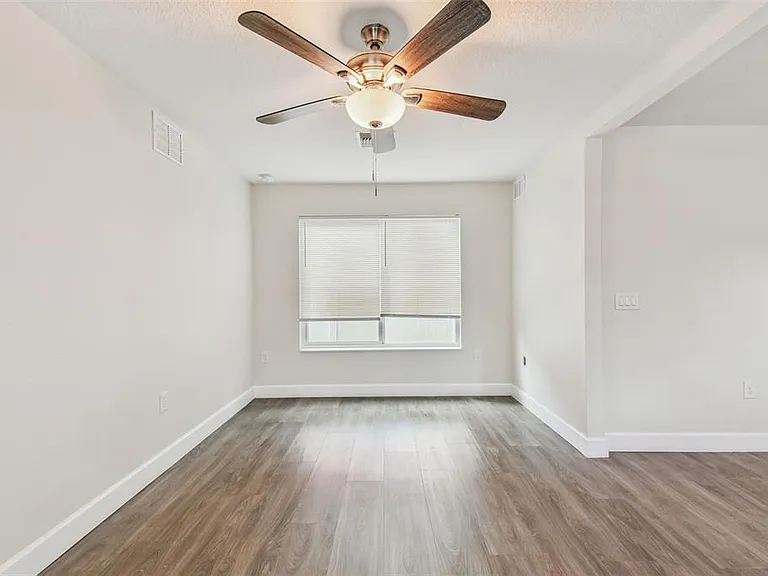 650 E Tarpon Ave #C1 — Photo 11