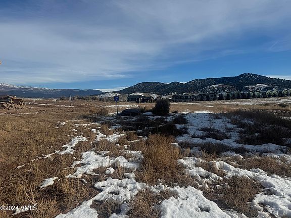 3rd image of 263 Bridger Dr