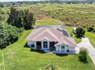 818 Julio Cir, Lehigh Acres, FL 33972
