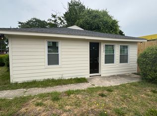 2212 Murchison Rd #B, Fayetteville, NC 28301