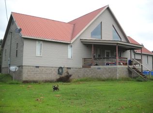 51 Palestine Rd, Cave City, AR 72521