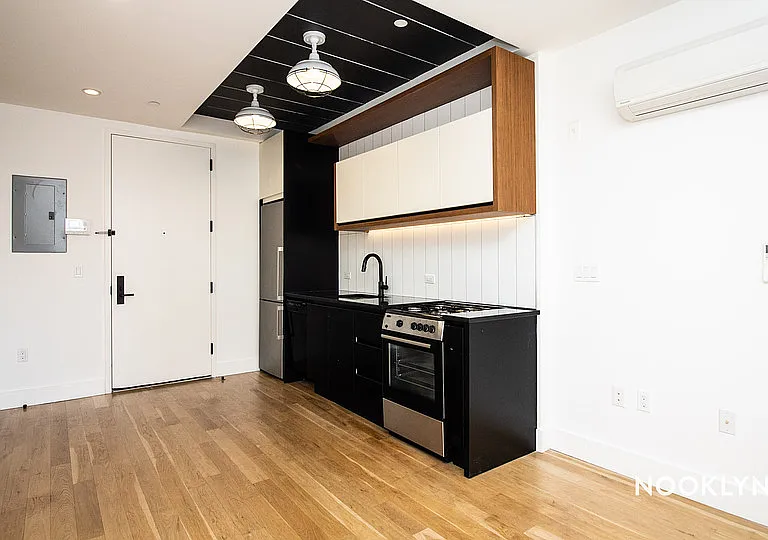 1409 Fulton St #6D — Photo 10