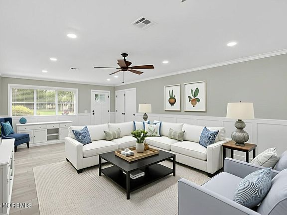 4th image of 231 Orlando Boulevard