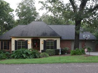 17 Gettysburg Way, Hattiesburg, MS 39402