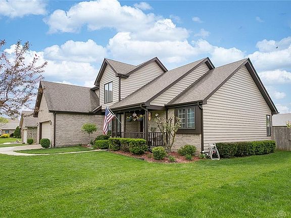 2nd image of 361 Winterset Dr